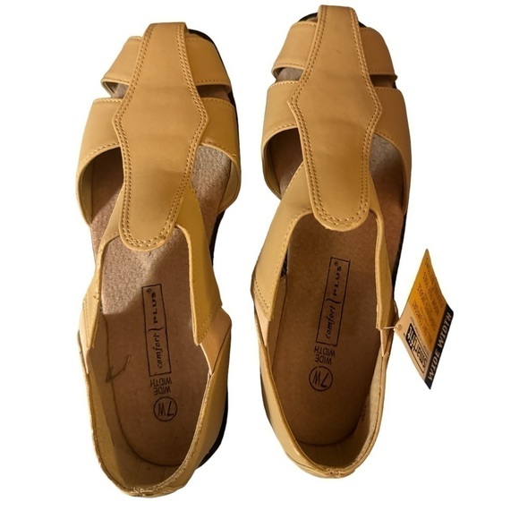 NWT Woman's smart fit Shoes - Picture 4 of 9